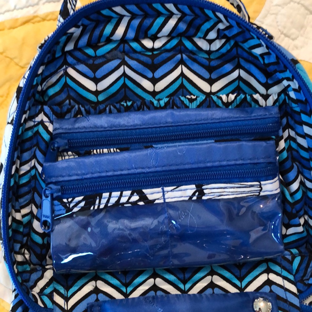 Vera Bradley Blue Bayou Jewelry Travel Case - Picture 4 of 8